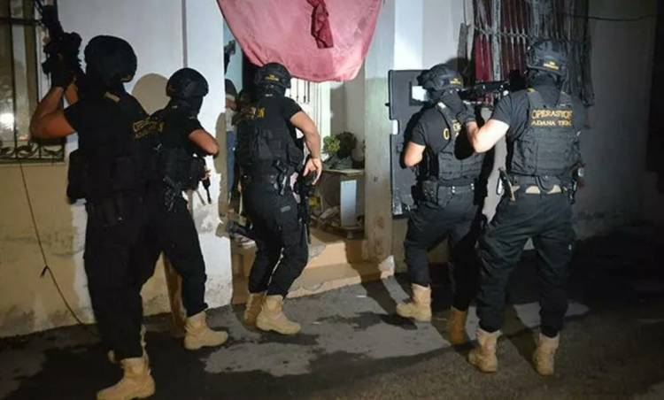 Adana'da DEAŞ operasyonu: 7 gözaltı