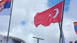 Güney Kıbrıs'ta Türk bayrağına saygısızlık