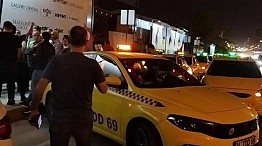 İstanbul’da taksiciler öldürülen meslektaşları için toplandı