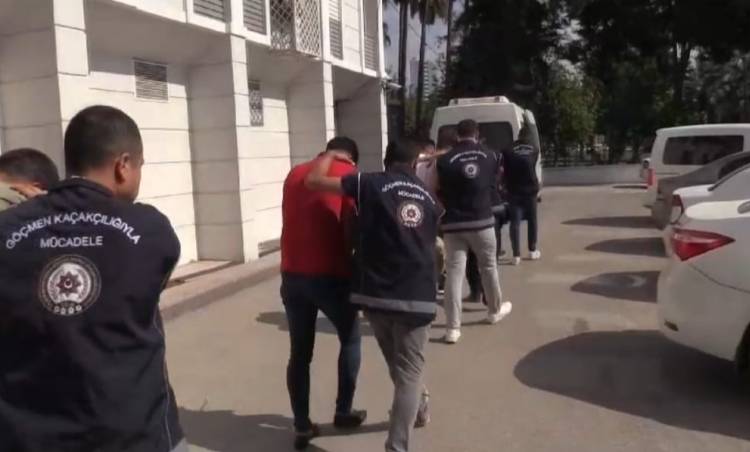 Mersin polisi göçmen kaçakçılarına göz açtırmıyor! 6 kişi gözaltına alındı