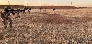Milli Savunma Bakanlığı, Barış Pınarı bölgesine saldırı hazırlığında olduğu tespit edilen 2 PKK/YPG’li teröristin etkisiz hâle getirildiğini bildirdi.