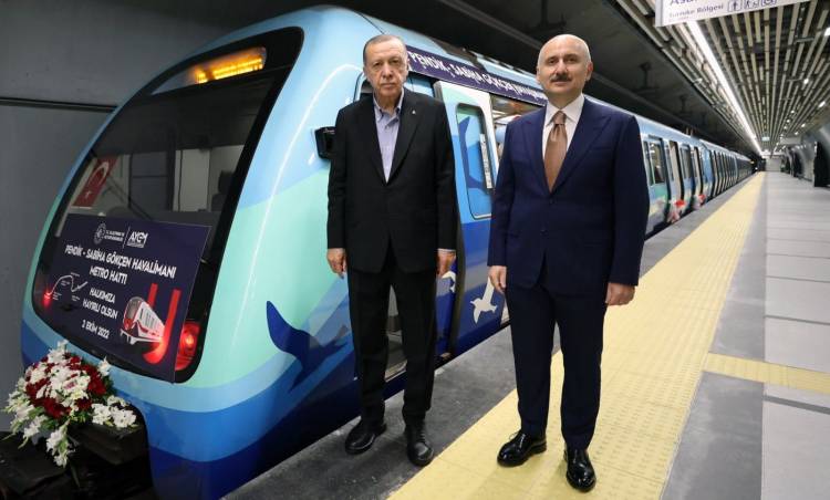 Pendik-Sabiha Gökçen Havalimanı Metro Hattı'nda 2 ayda 1.4 milyon yolcu seyahat etti